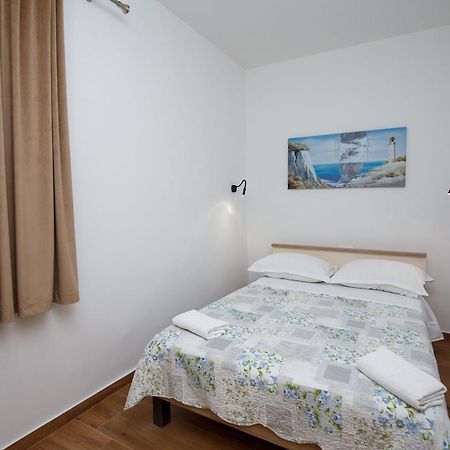Villa Miema With Jacuzzi Zadar Eksteriør billede