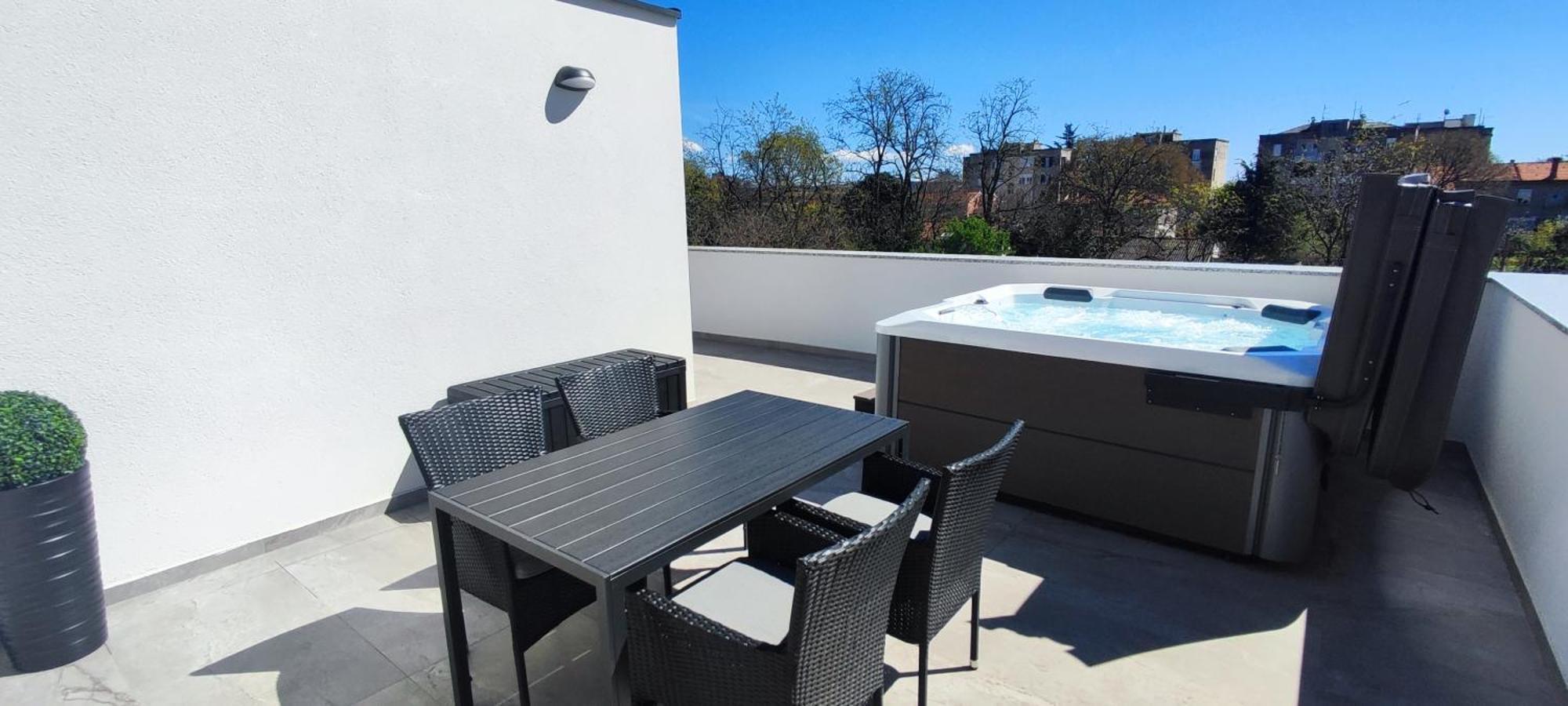 Villa Miema With Jacuzzi Zadar Eksteriør billede